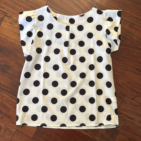 Unbranded | Polka dot blouse with ruffled sleeves - Picture 7 of 10